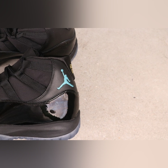 Nike Air Jordan 11 Retro \